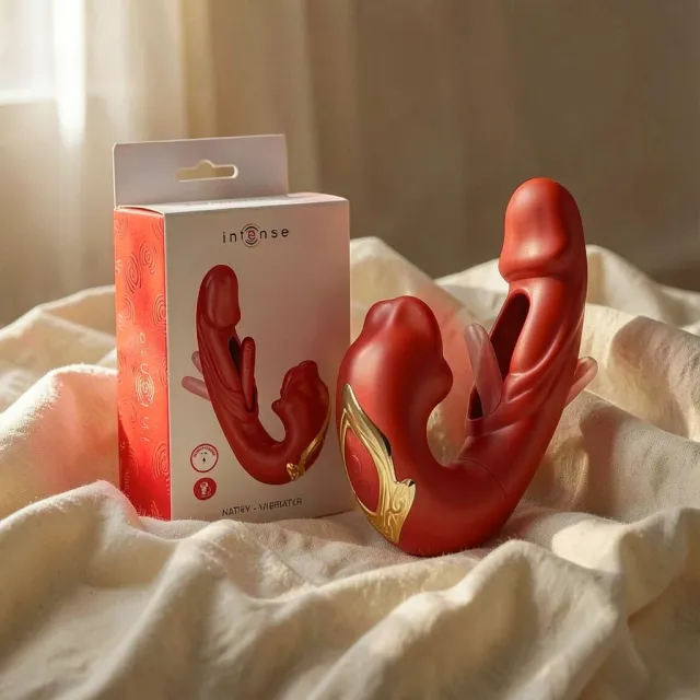 Intense Nathy vibratore succhia clitoride rosso