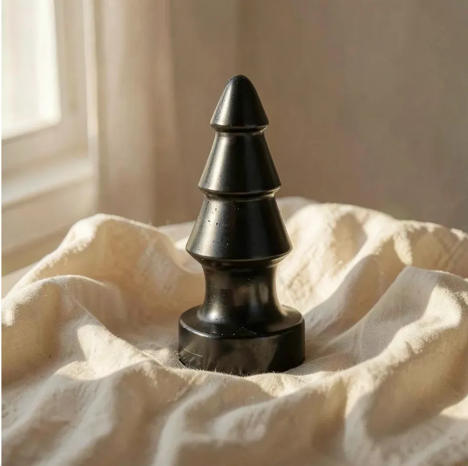 Frutille Plug Anale a Scalini 40 cm All Black 40x14 cm per esperti