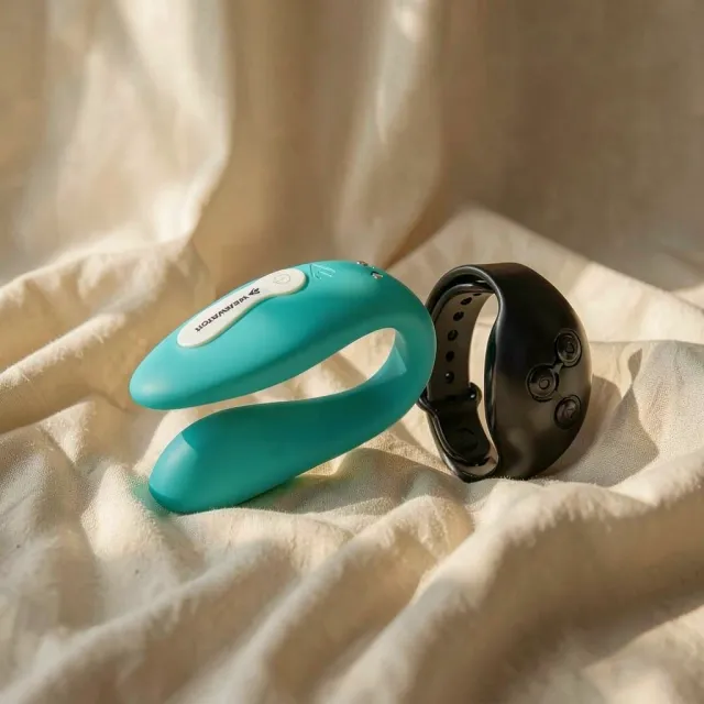 Frutille Wearwatch Dual vibratore di coppia acquamarina con orologio