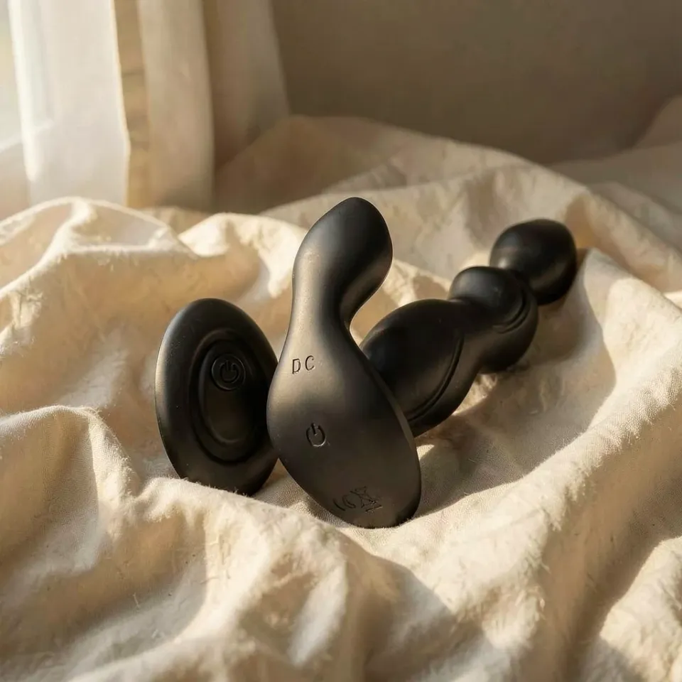 Black&Silver Cora Plug anale vibrante con telecomando impermeabile