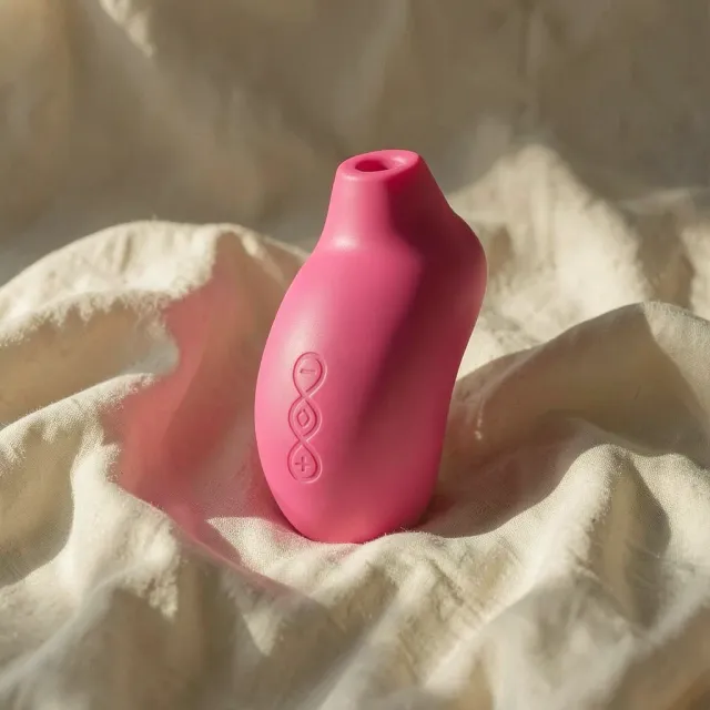 LELO SONA stimolatore clitorideo cherry sonico