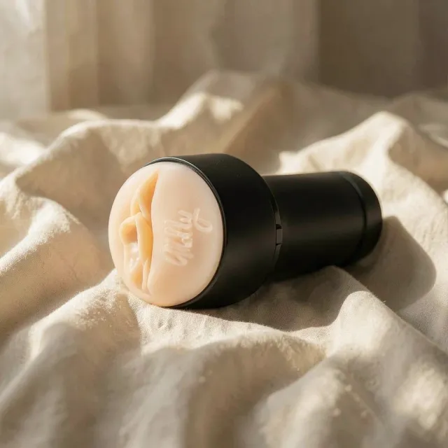Kiiroo FeelMolly stroker masturbatore TPE