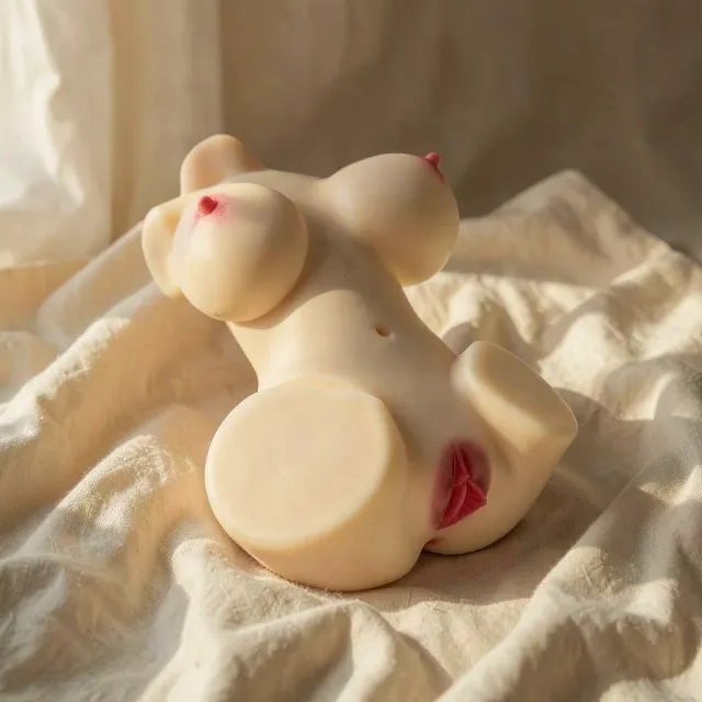 Crazy Bull Emma masturbatore torso 2 ingressi