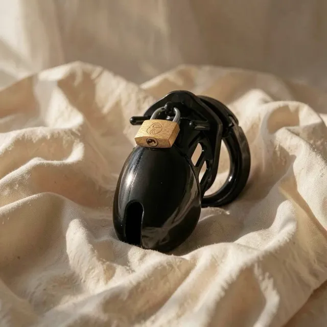 Addicted Toys Locked Obsidian Hold gabbia castità taglia S