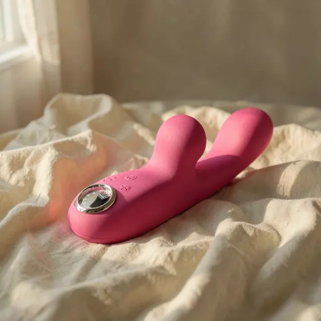 Pretty Love Skylar Rabbit Vibratore Rosa Ricaricabile