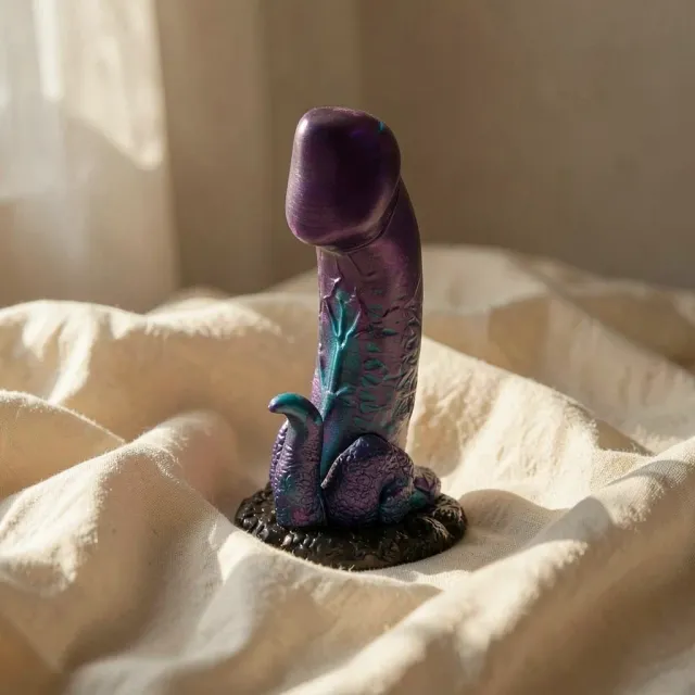 EPIC Basilisk Cybersilicock dildo silicone 130 mm leggero