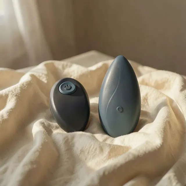 Black&Silver Zara vibratore indossabile telecomando silicone