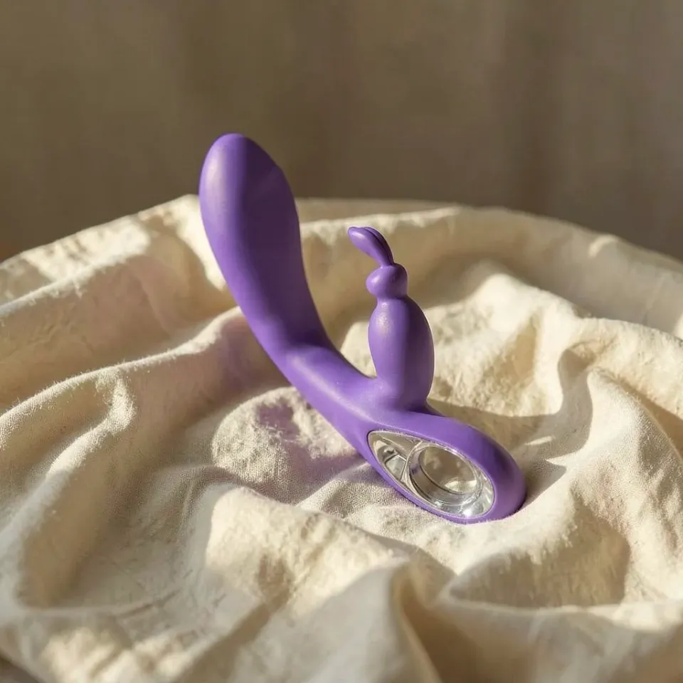 Frutille Armony Bella vibratore rabbit viola