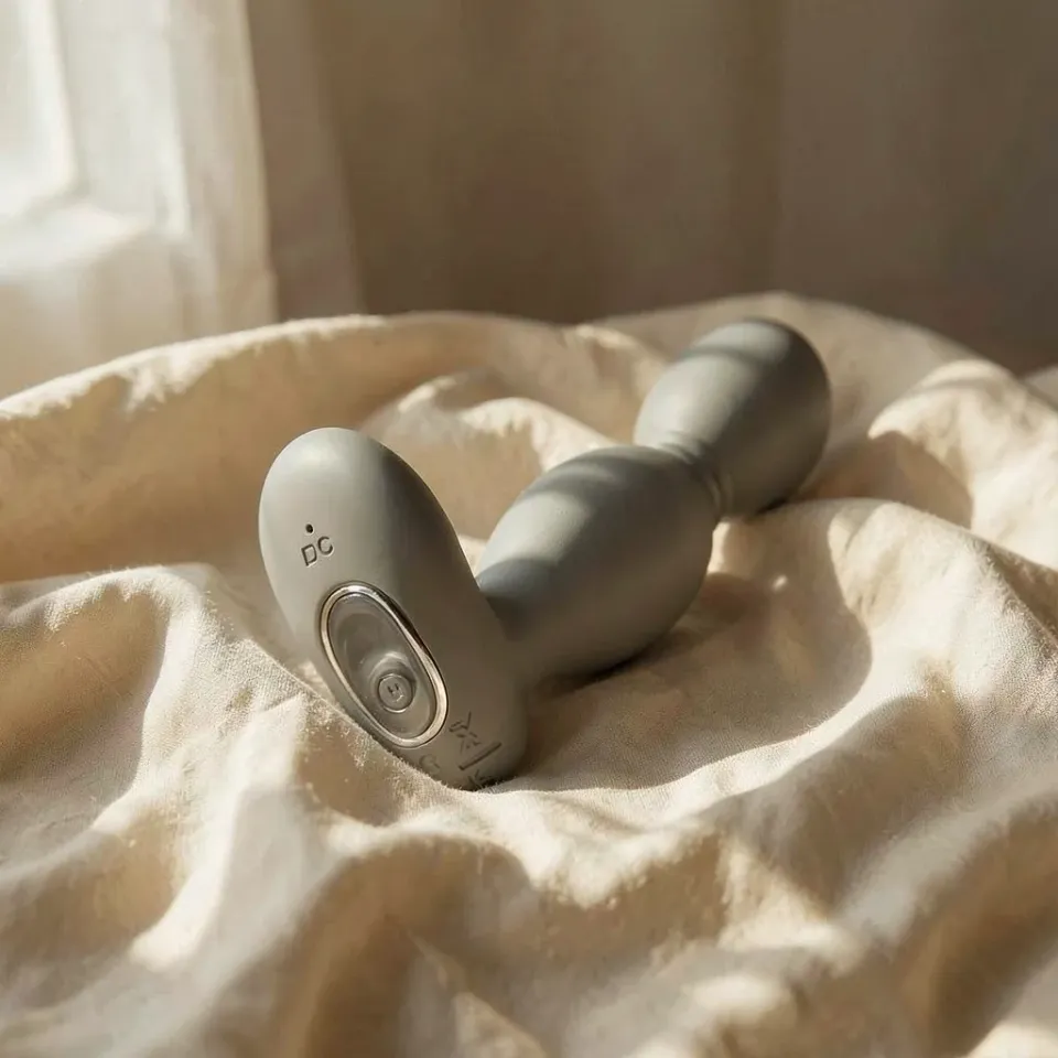 CalExotics Eclipse plug anale vibrante con punta rotante