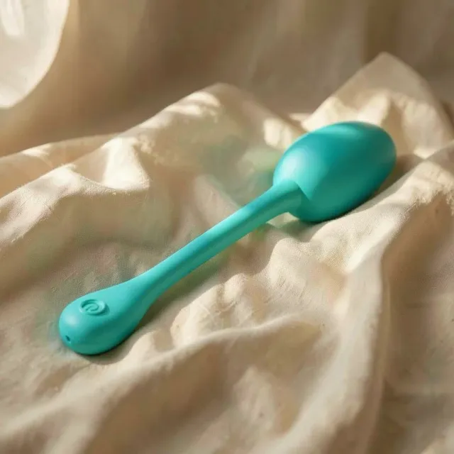 Pretty Love Knucker uovo vibrante verde acqua memoria