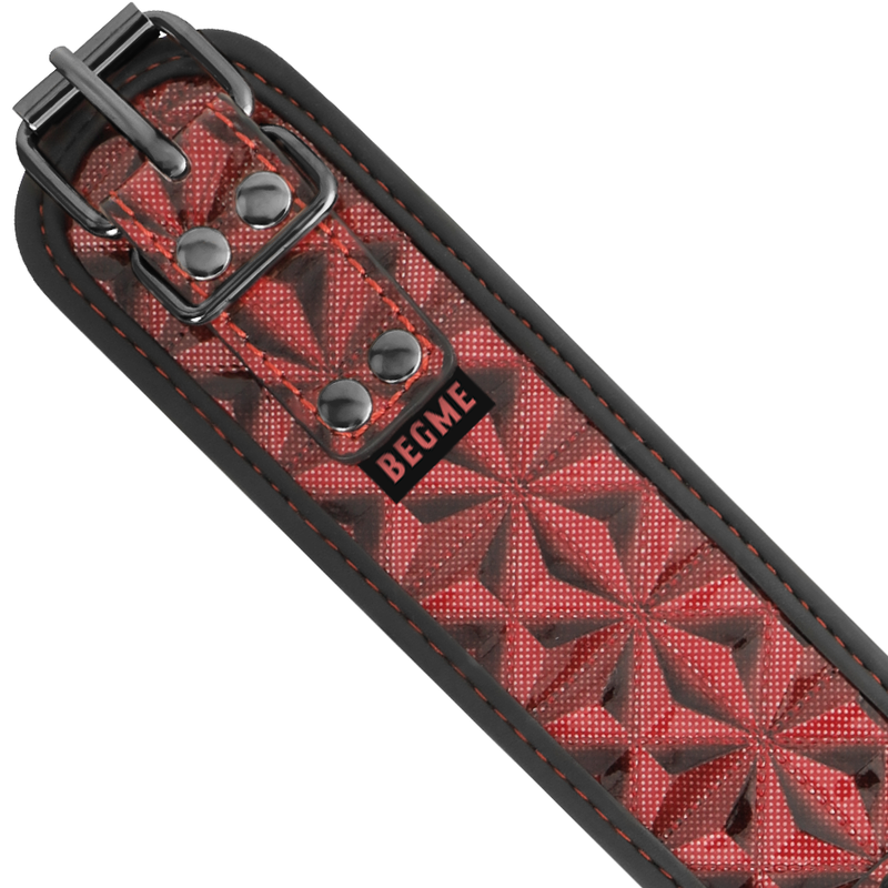 Begme Red Edition collare con morsetti bondage regolabile