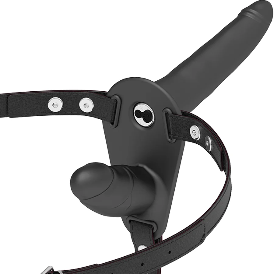 Fetish Submissive Harness doppia penetrazione strap-on nero
