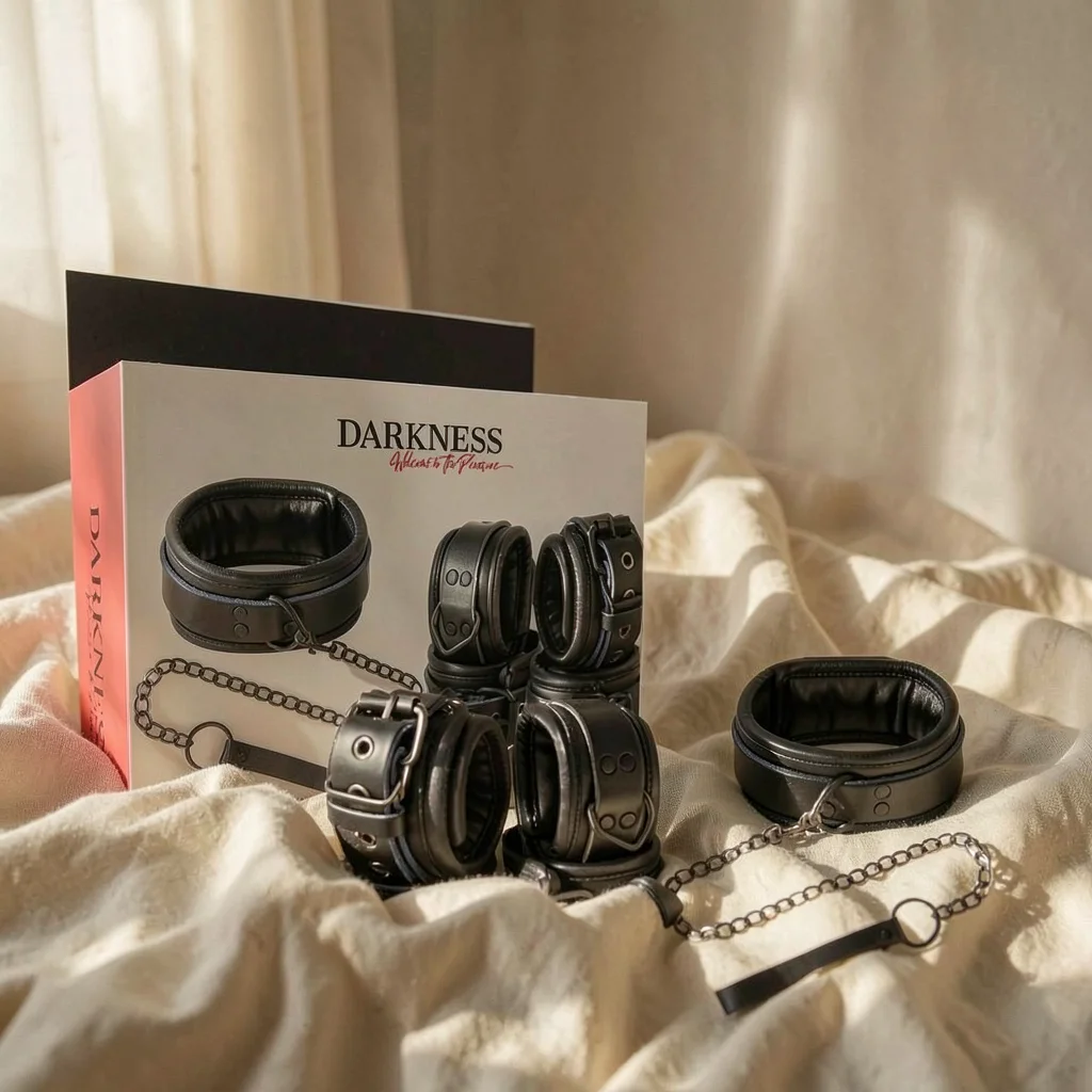 Darkness manette e collare in pelle set bondage nero