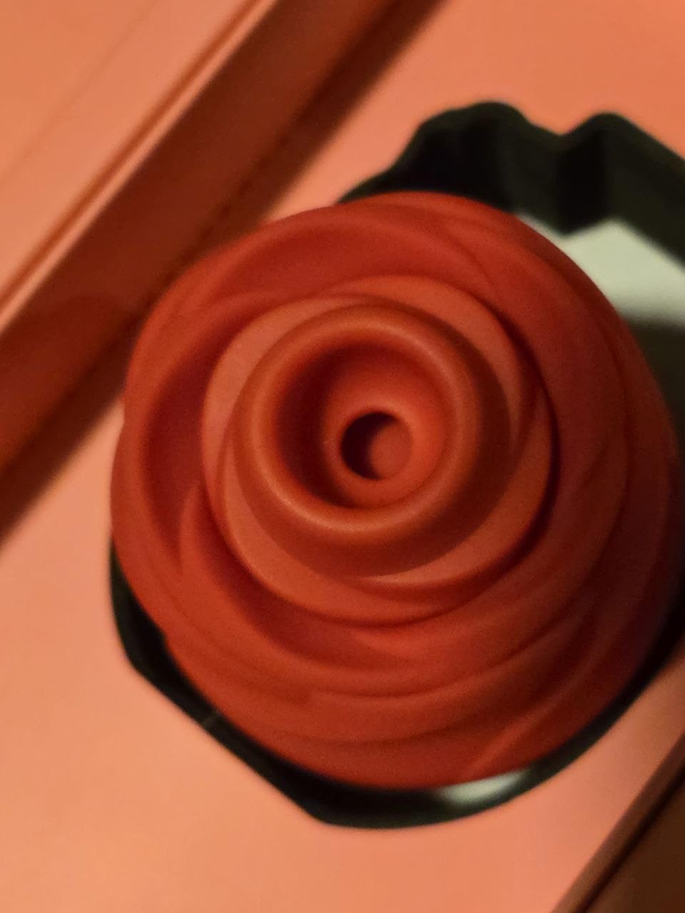 Womanizer Rose succhia clitoride rosso ricaricabile