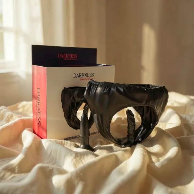 Darkness Slip con Plug e Dildo Intercambiabili perizoma taglia unica