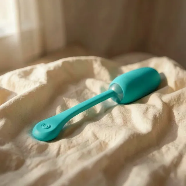 Pretty Love Julius ovetto vibrante verde acqua