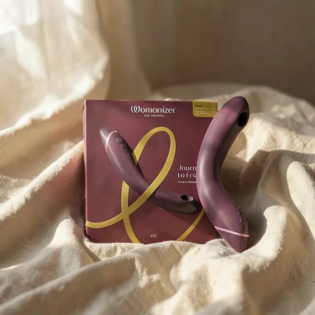 Womanizer OG stimolatore clitoride punto G melanzana