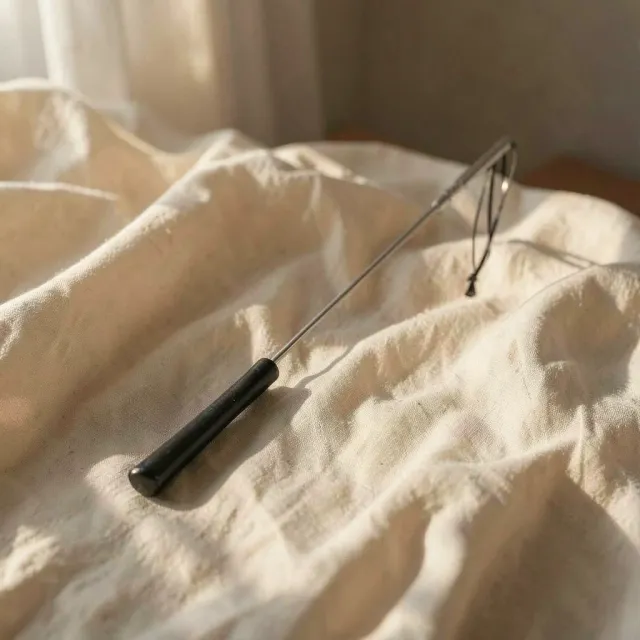 Metal Hard frustino in cuoio e acciaio 70 cm