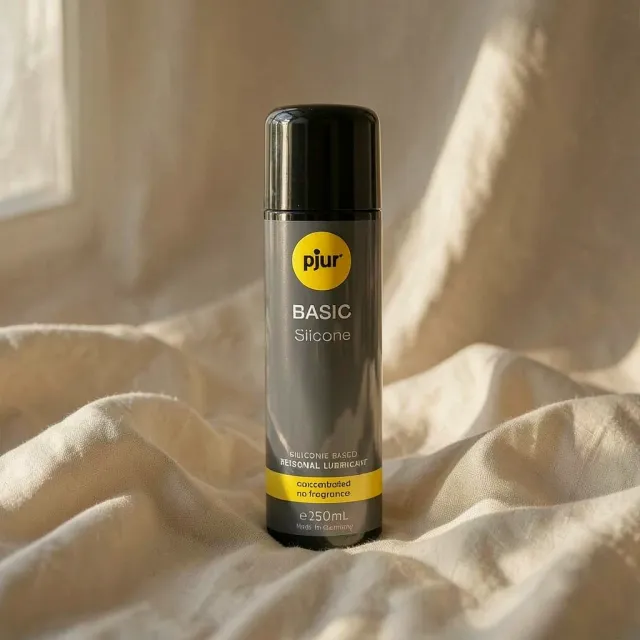 Pjur Basic Silicone lubrificante al silicone 250 ml duraturo