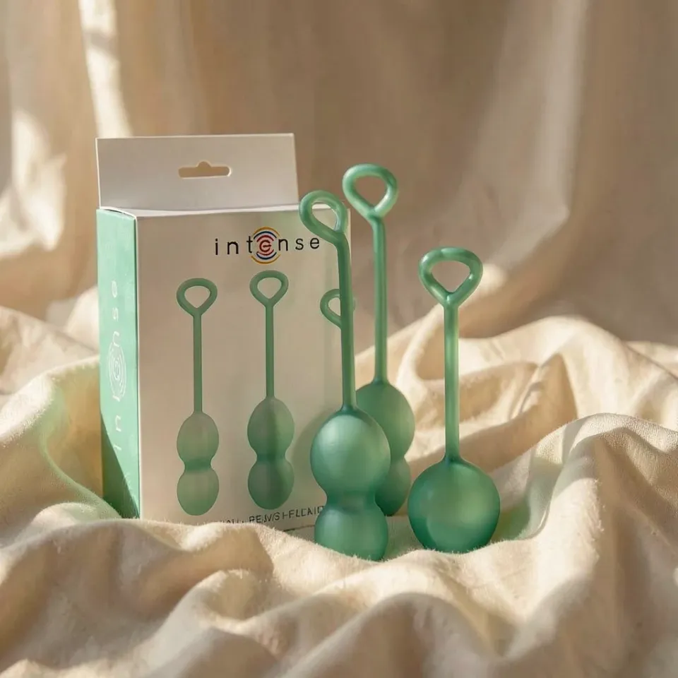 Intense Charli palline kegel verde chiaro 3 pezzi