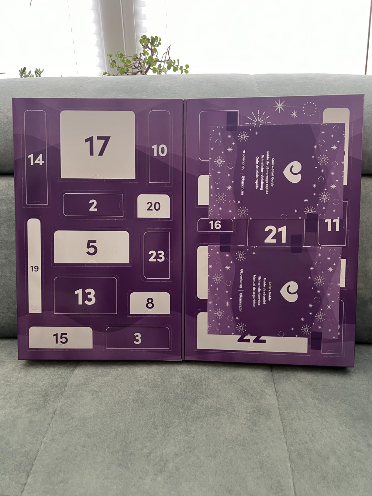 Womanizer Couples 2026 calendario sexy Coppie 24 giorni Liberty 2