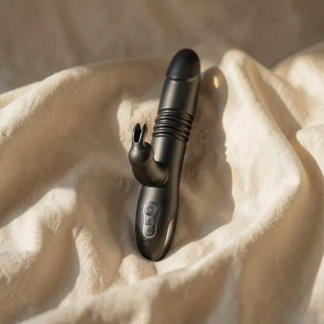 Black&Silver Kenji Stimulating Vibe vibratore rabbit ricaricabile