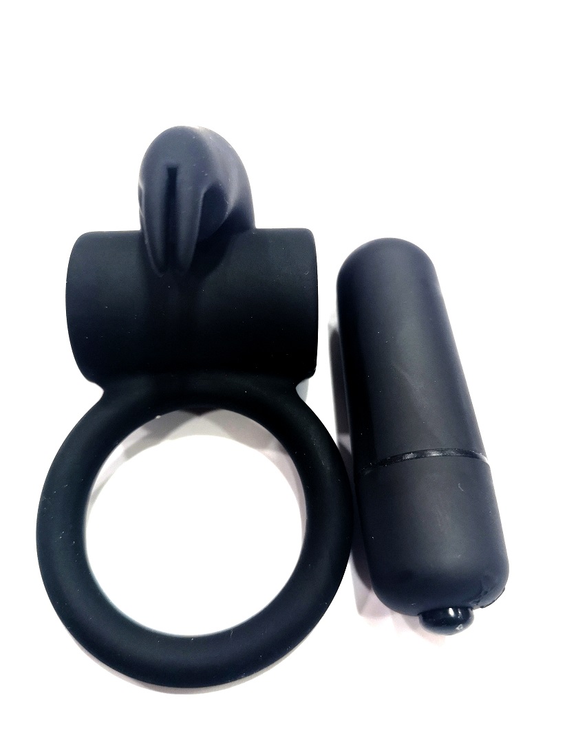 Love Hit Essentials E9 anello vibrante nero silicone