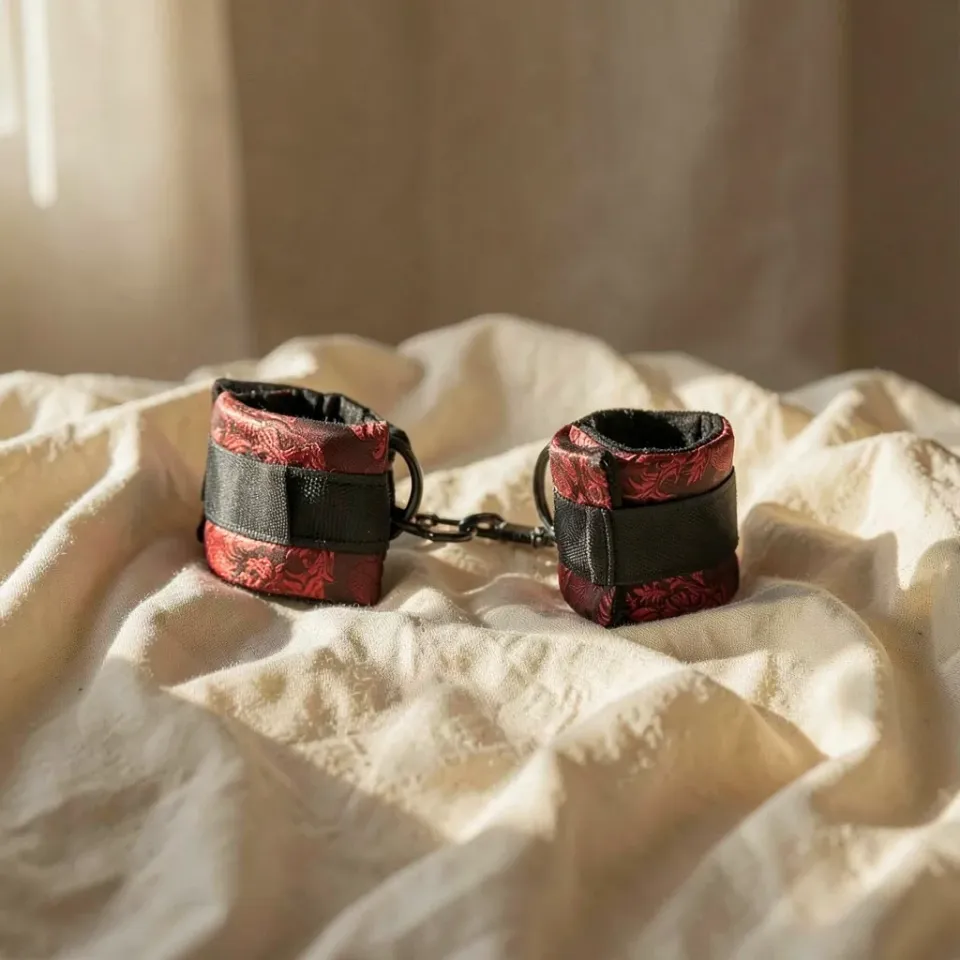 CalExotics Scandal manette bondage set 4 pezzi