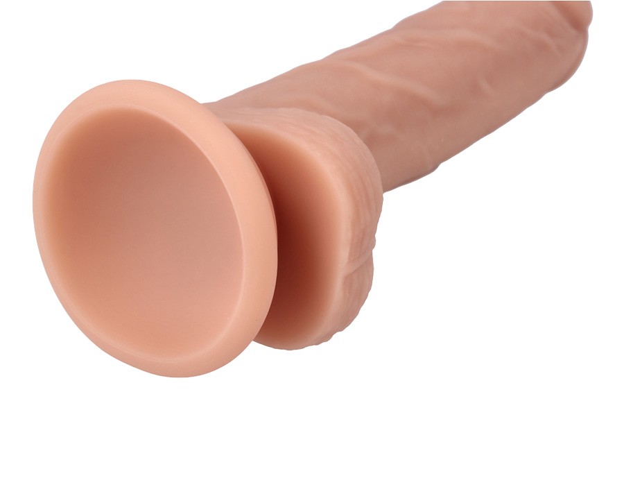 Love Hit by Virgite R32 fallo realistico 17 cm con testicoli morbido