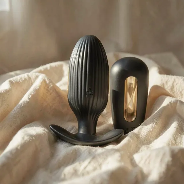 Pretty Love Kelly plug anale vibrante nero elettro