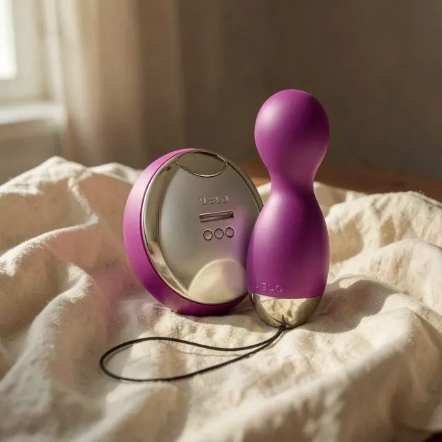 LELO HULA Beads Ovulo vibrante rotante Deep Rose