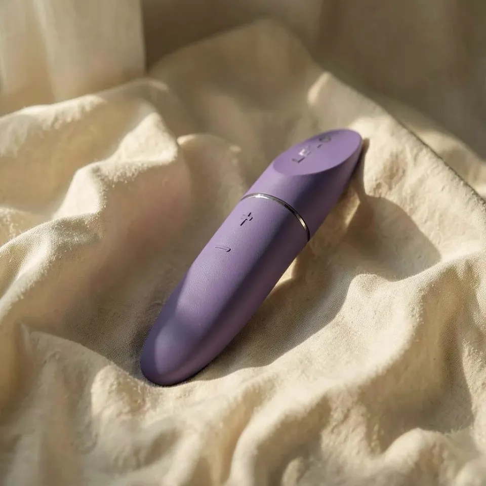 LELO MIA 3 viola mini vibratore rossetto silenzioso discreto