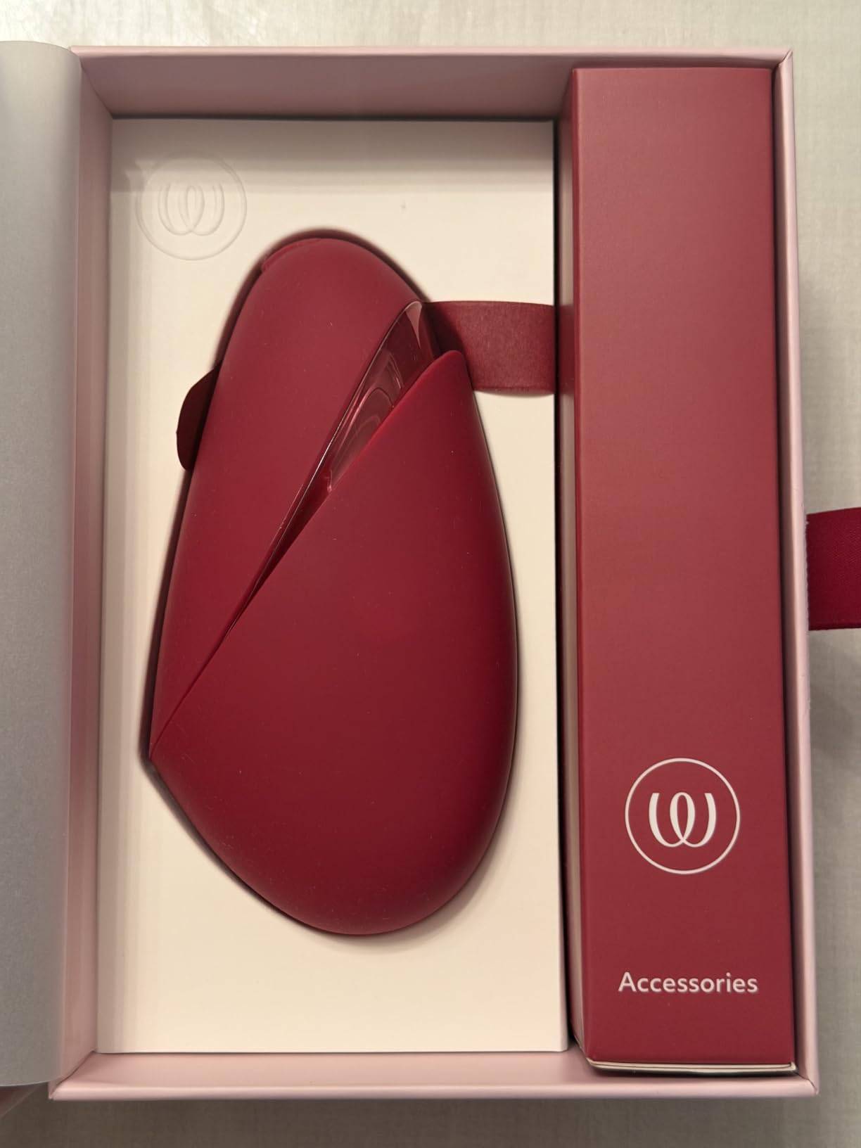 Womanizer Next Liberty stimolatore clitorideo bordeaux 3D